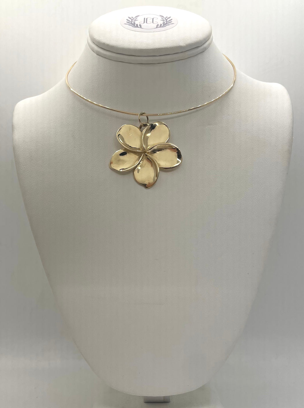 Ashleys Flower Pendant